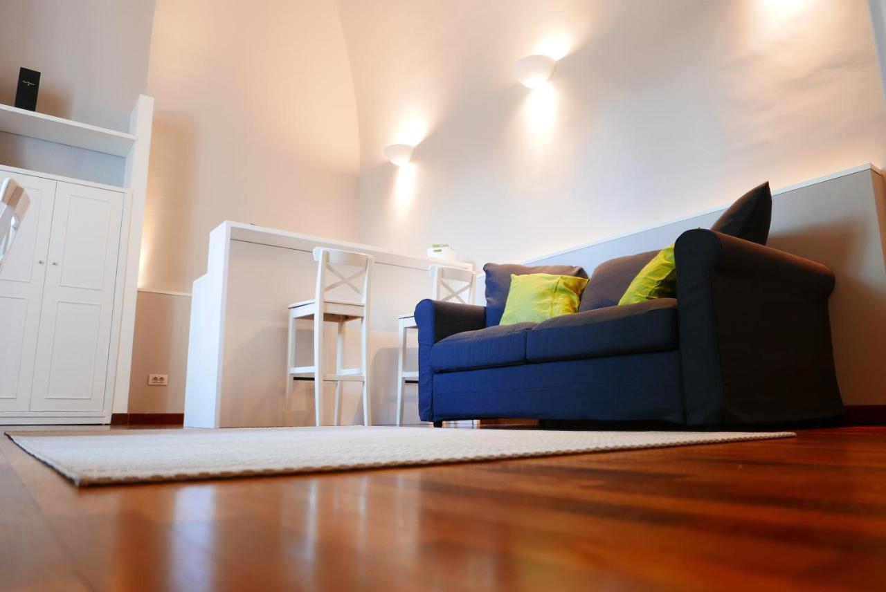 Suite 261 - Intero Appartamento Nel Centro Di บารี ภายนอก รูปภาพ